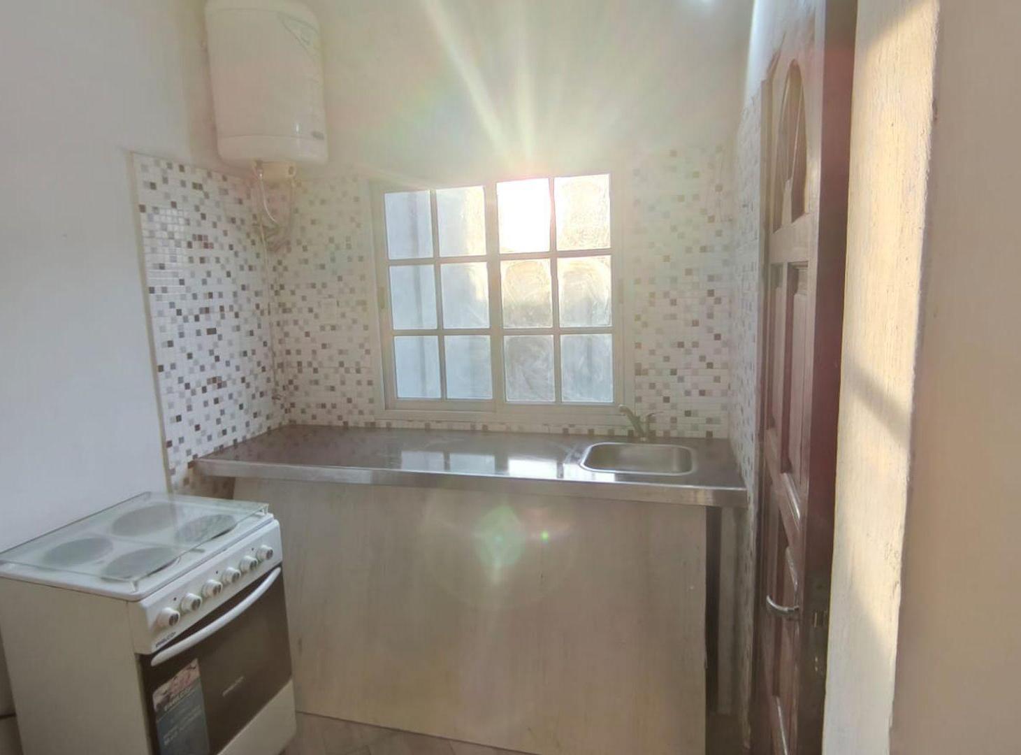 Foto de VENTA PH 2 AMB. C/ PATIO PERMUTA, imagen 1