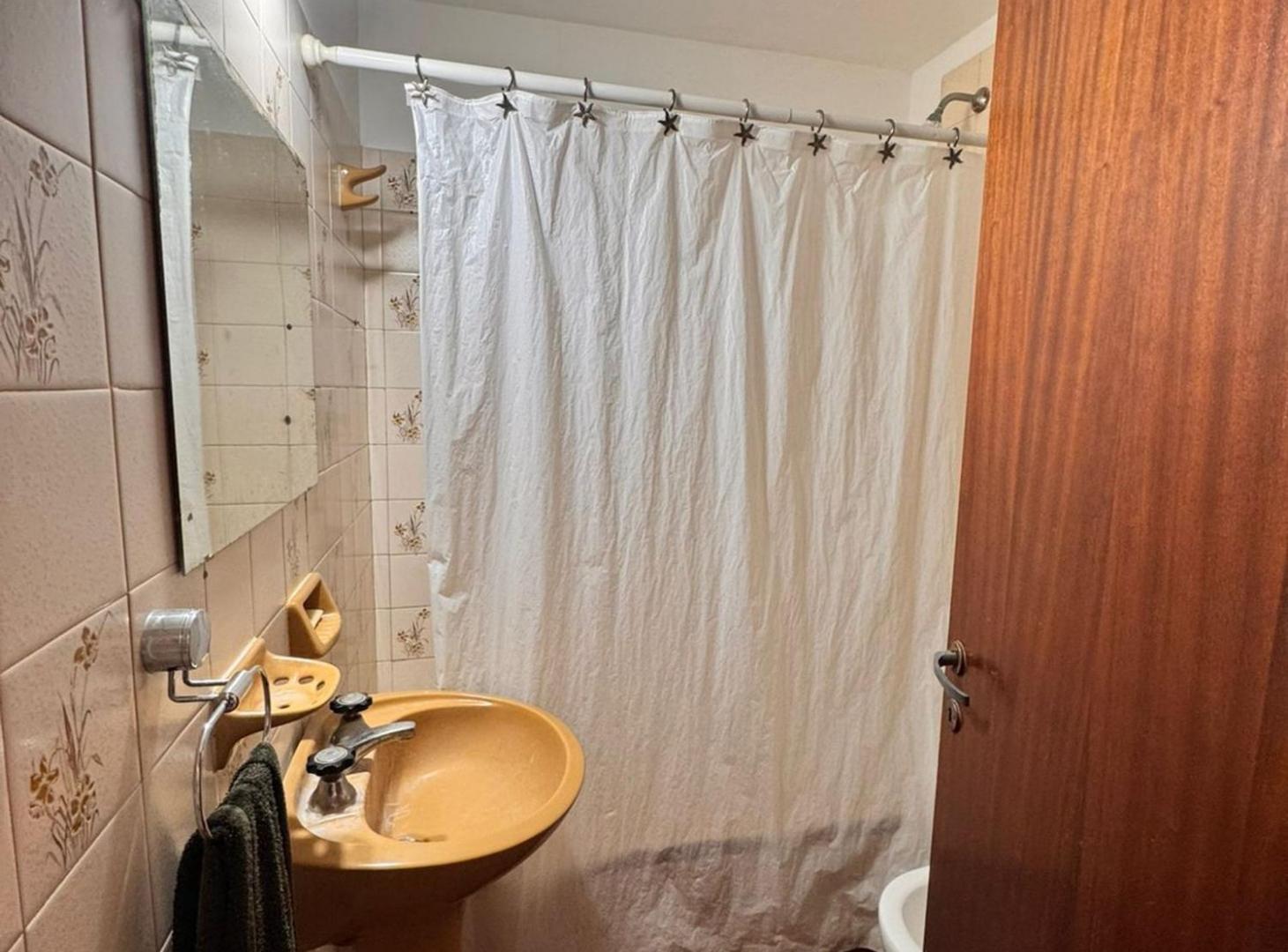 Foto de Venta de PH 3 AMB en HURLINGHAM, imagen 2