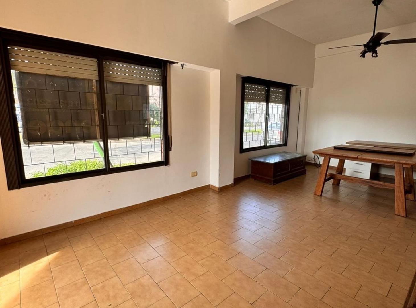 Foto de Venta de PH 3 AMB en HURLINGHAM, imagen 1