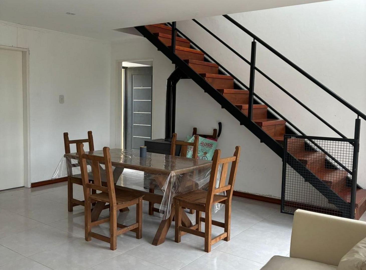 Foto de VENTA CASA 4 AMB BARRIO TRES DE ENERO MONTE A.CRED, imagen 3