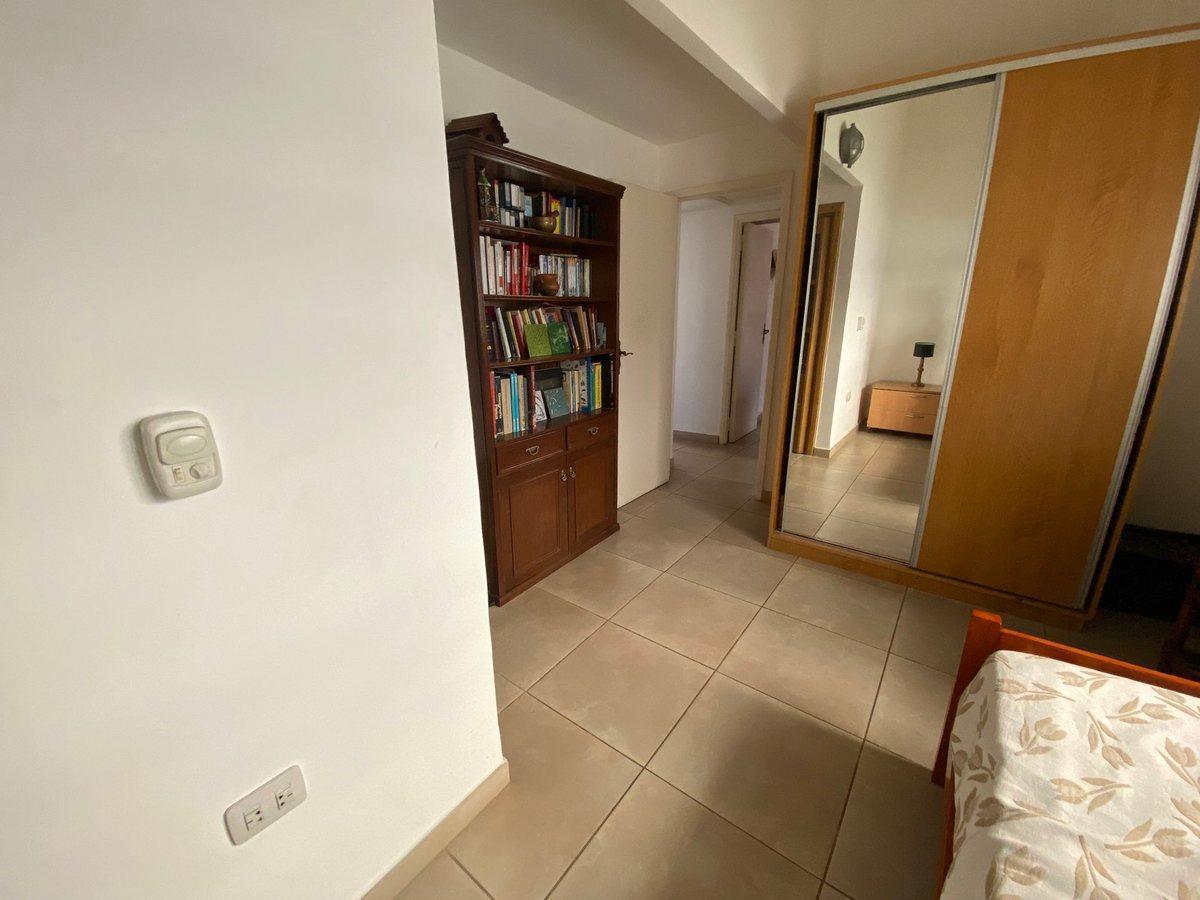 Foto de VENTA CASA 5 AMBIENTES ISIDRO CASANOVA PILETA CLIM, imagen 5