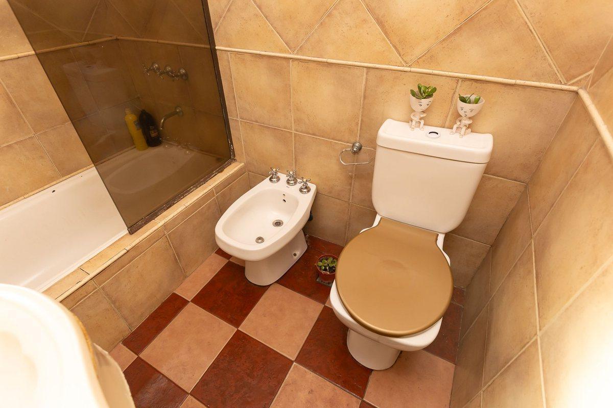 Foto de VENTA PH 3 AMB EN PALOMAR C/COCHERA - PERMUTA, imagen 1