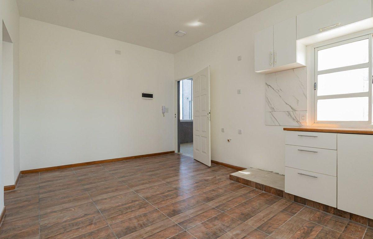 Foto de VENTA DPTO 2 AMB HUR. APTO CREDITO ULTIMA UNIDAD, imagen 2