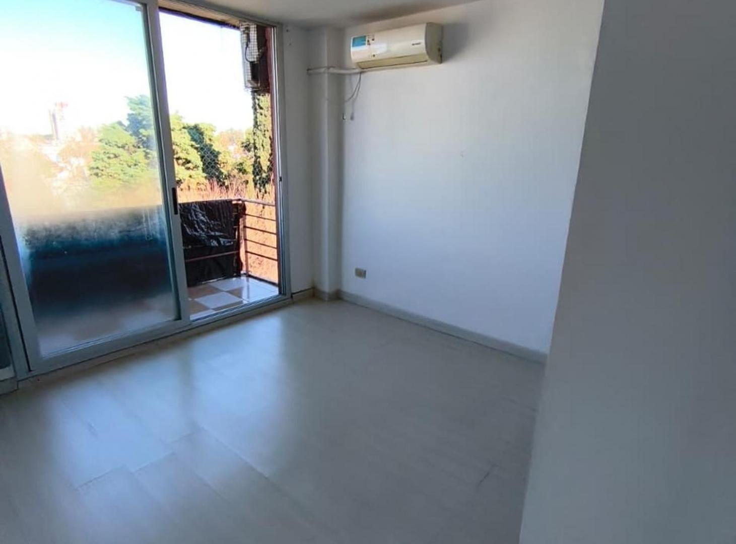 Foto de Venta Dto 2Amb en San Martin OPORTUNIDAD PERMUTA, imagen 3