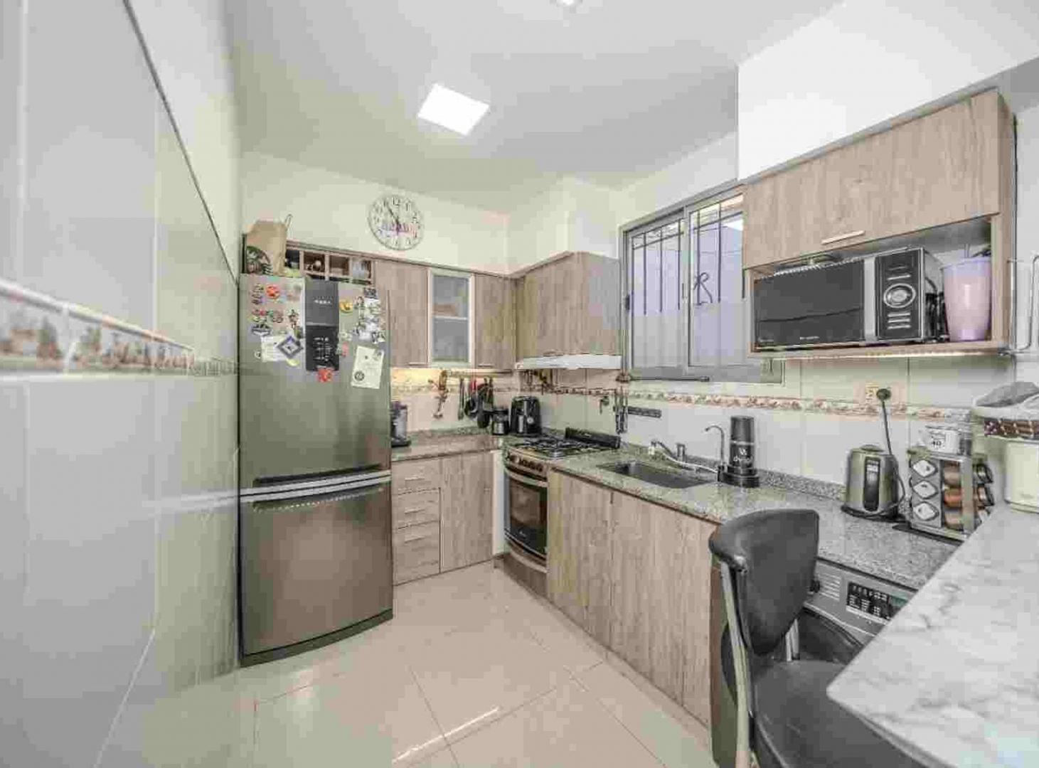 Foto de VENTA PH 3 AMBIENTES CON TERRAZA - CASEROS, imagen 2