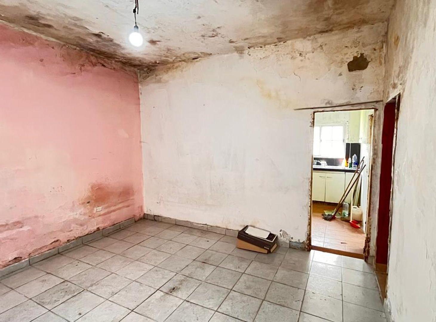 Foto de VENTA CASA 3 AMB PERMUTA FINANCIA V. TESEI, imagen 5