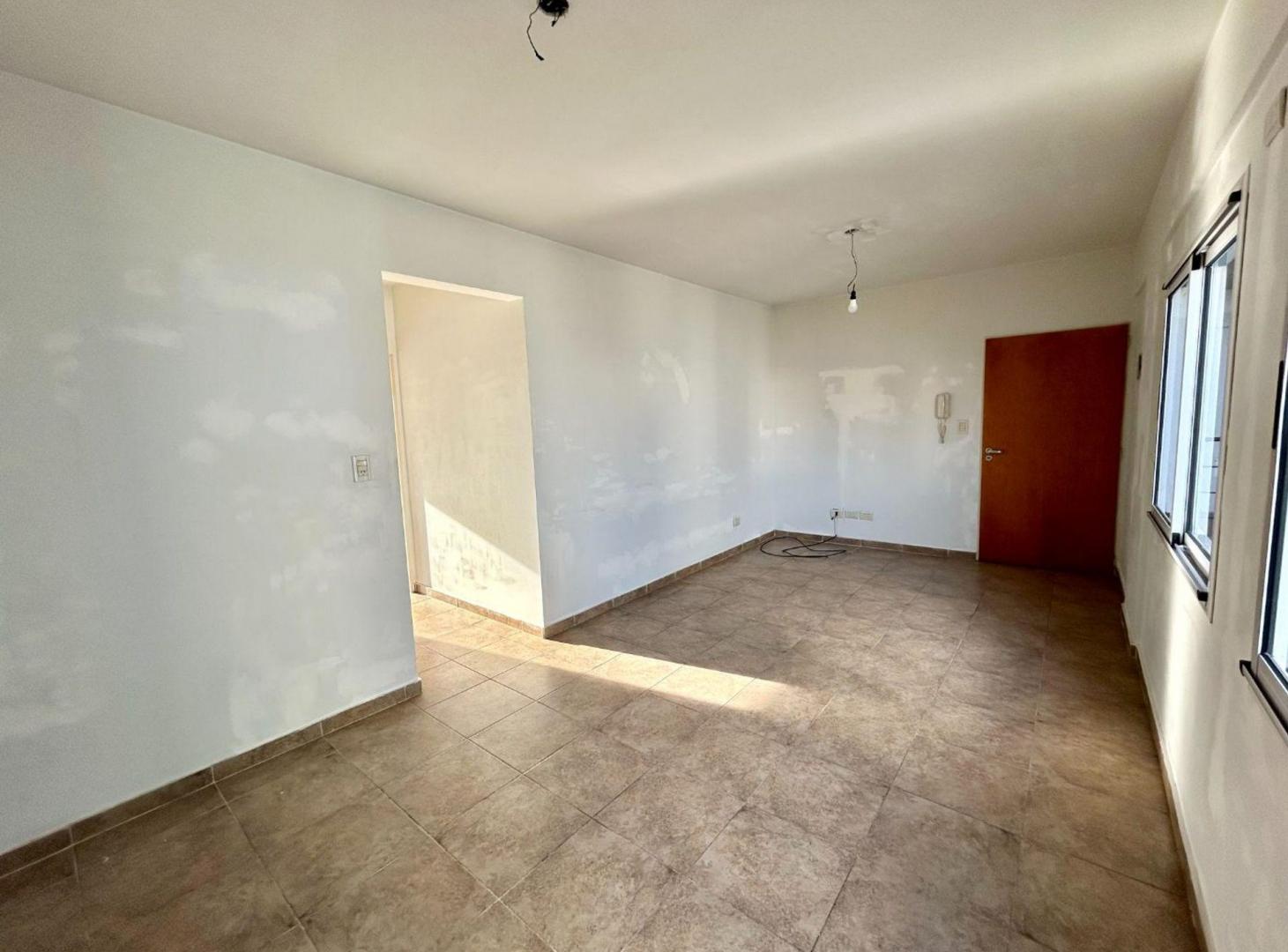 Foto de La Paz 2158, Villa Luzuriaga, Alquiler, imagen 2