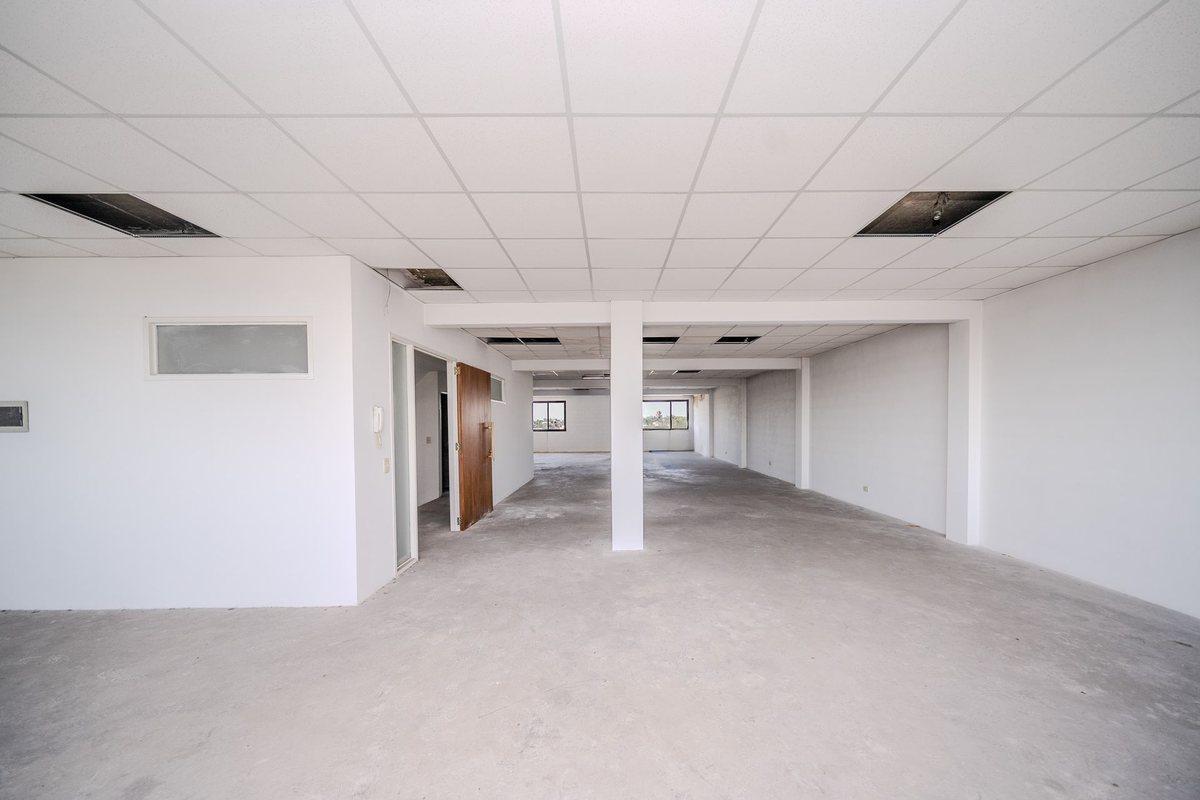 Foto de VENTA EDIFICIO OFICINAS LOCAL EN BLOCK, imagen 1