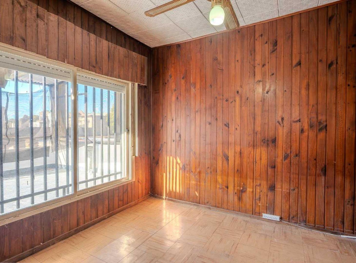 Foto de VENTA PH 4AMB CASEROS - TERRAZA APTO CREDITO, imagen 4