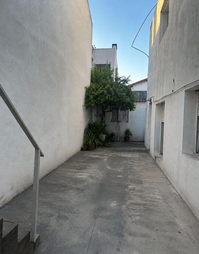 Foto de PH 4 AMBIENTES RAMOS MEJIA PLANTA BAJA,INVERSOR, imagen 1