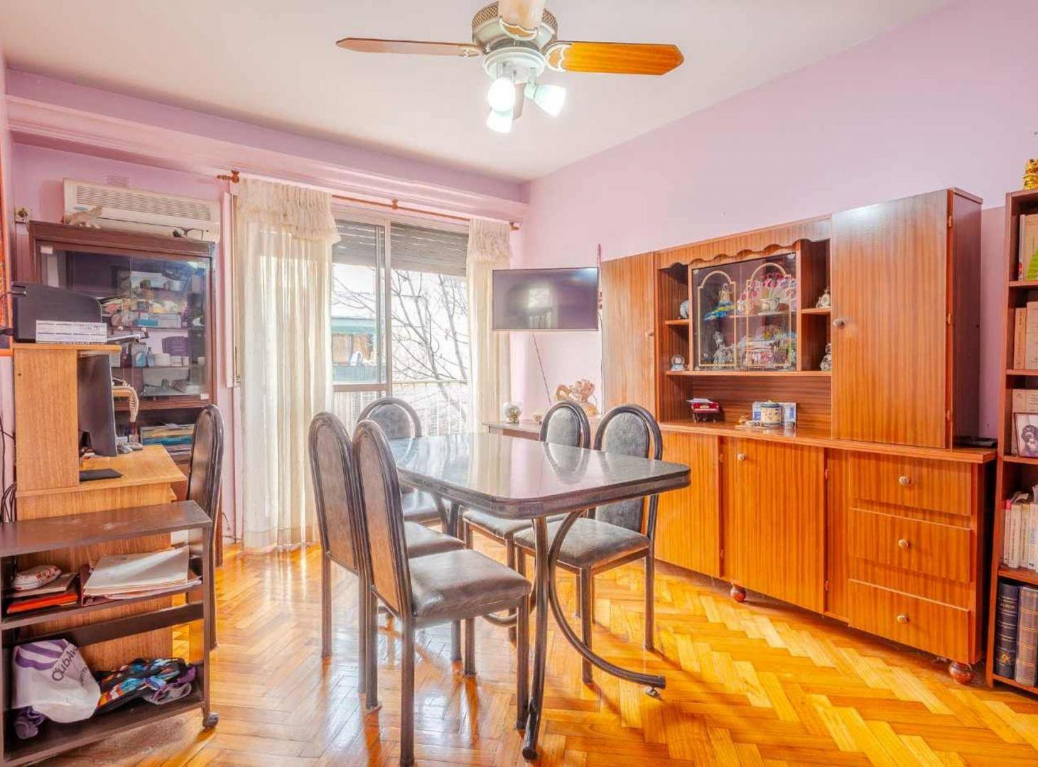 Foto de VENTA DEPARTAMENTO 2 AMB BELGRANO, imagen 2