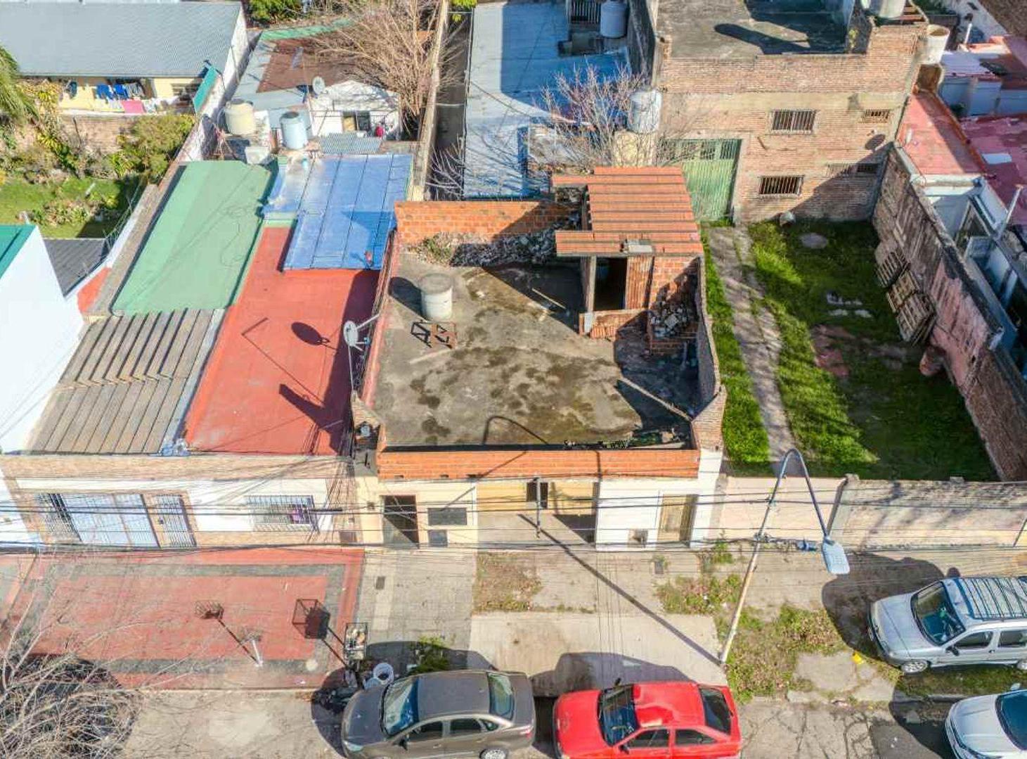 Foto de VENTA LOCAL EN CASEROS CON ESPACIO AÉREO., imagen 3