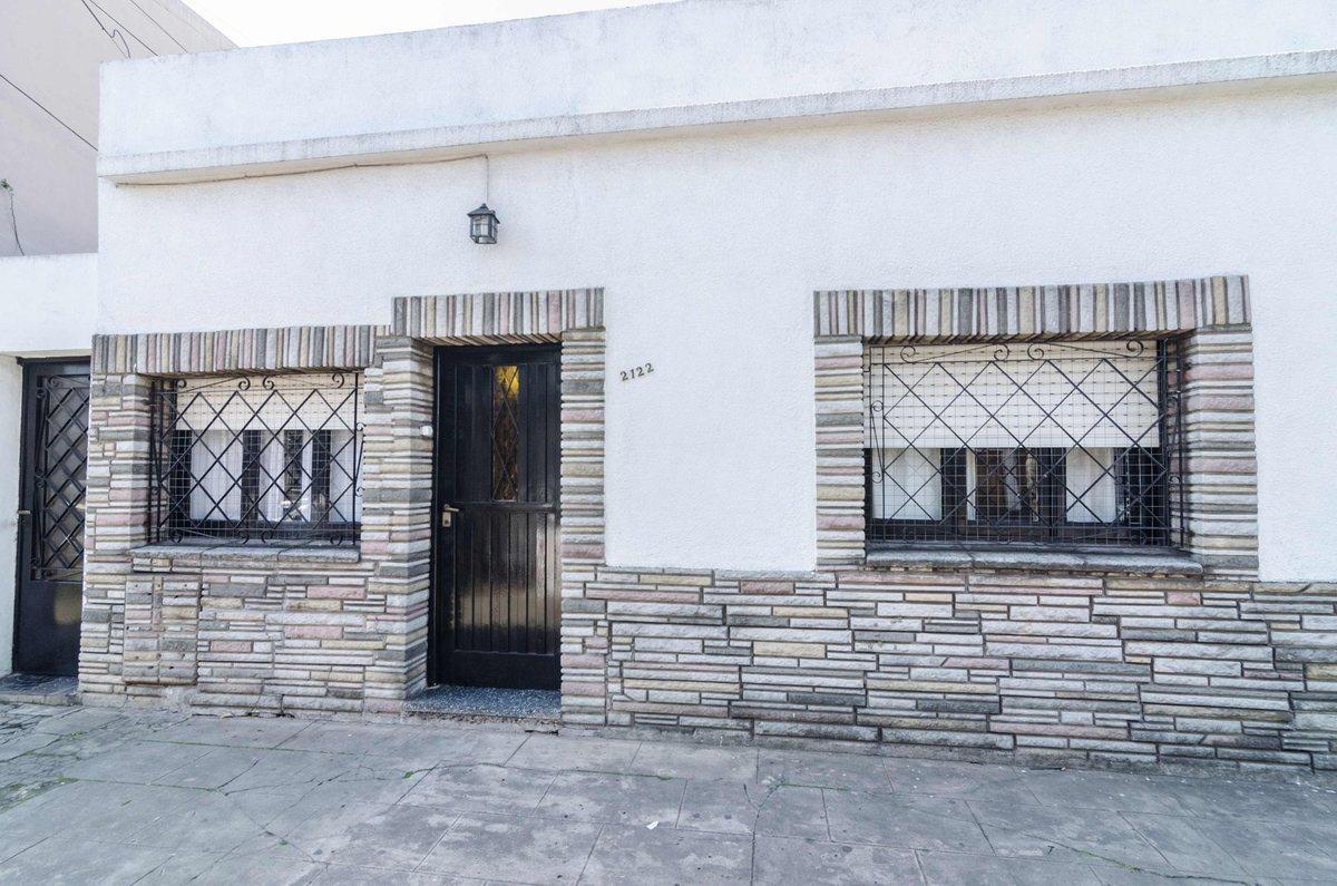 Foto de PH EN VENTA 4 AMB LOMAS DEL MIRADOR ACEPTA PERMUTA, imagen 1