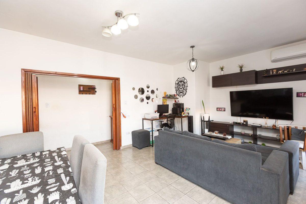 Foto de VENTA PH 3 AMBIENTES EN PALOMAR - PERMUTA, imagen 4