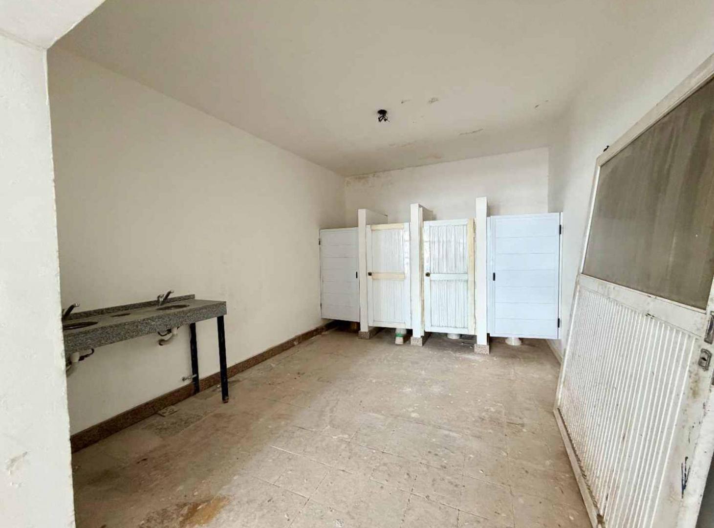 Foto de Alquiler LOCAL COMERCIAL apto gastronomia CASEROS, imagen 1