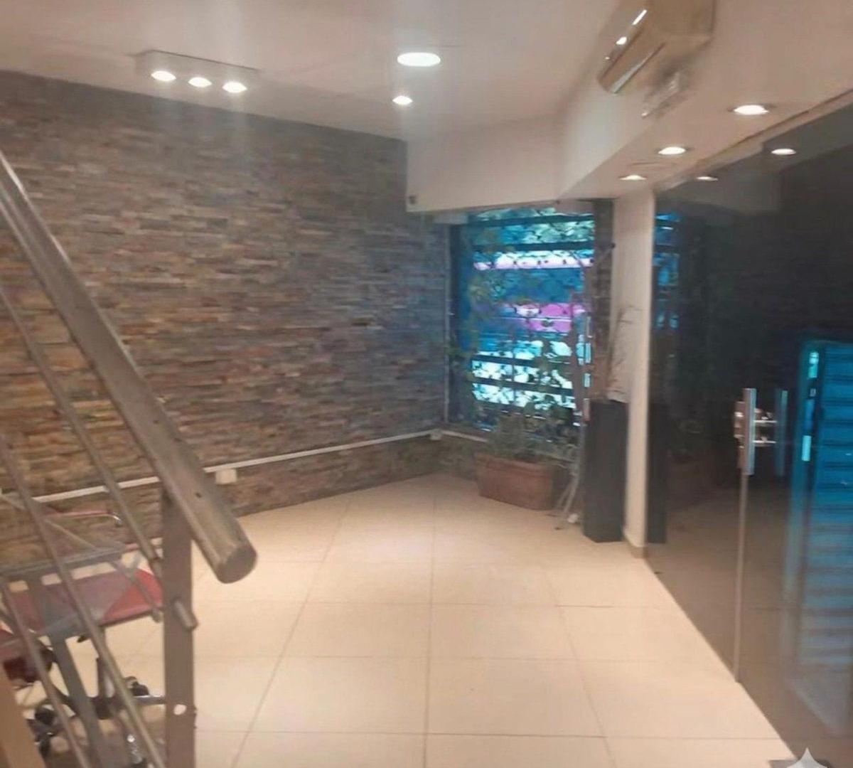 Foto de Venta local comercial + vivienda PERMUTA, imagen 4