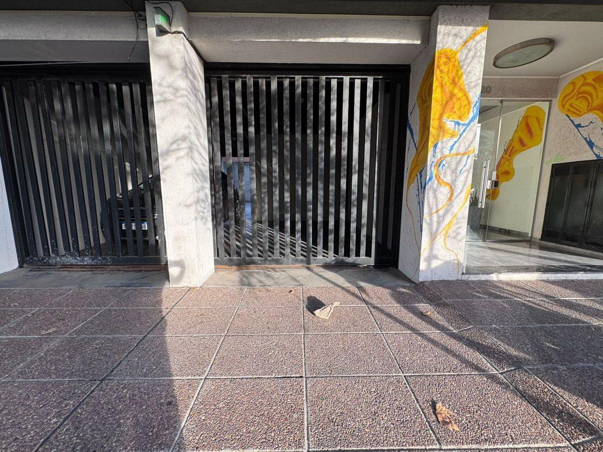 Foto de VENTA COCHERA INDEPENDIENTE EN SAENZ PEÑA, imagen 3