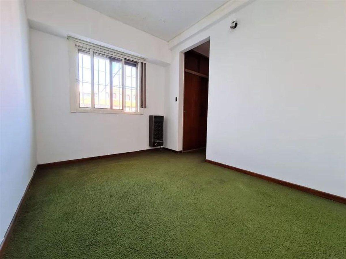 Foto de PH 4 AMBIENTES CON TERRAZA Y COCHERA SIN EXPENSAS, imagen 5