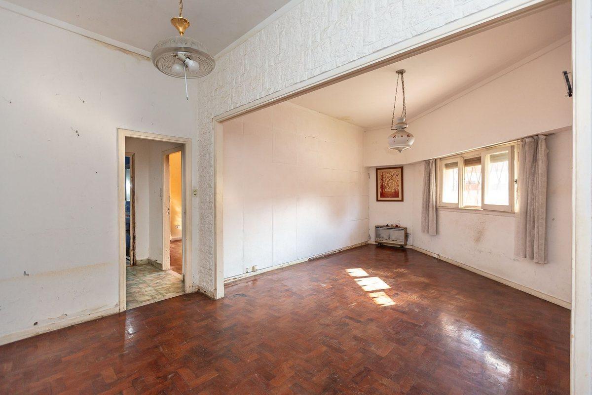 Foto de Venta casa 4 amb villa ballester cochera patio, imagen 4