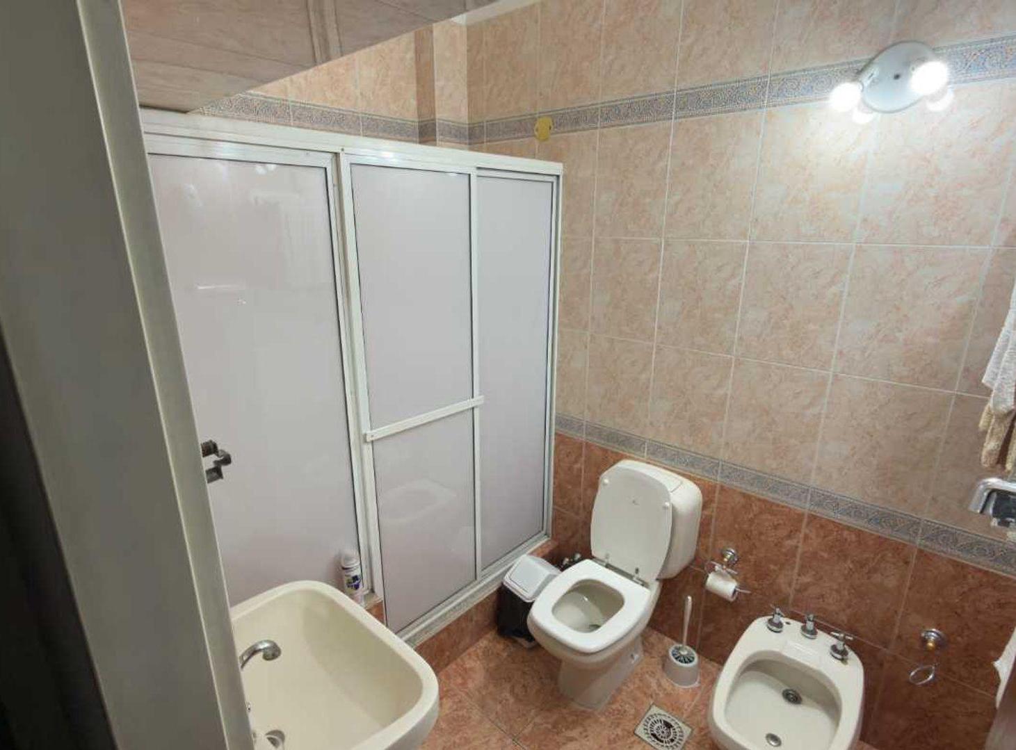 Foto de VENTA GALPON CON OFICINAS 800M CUB. EN CASEROS, imagen 5