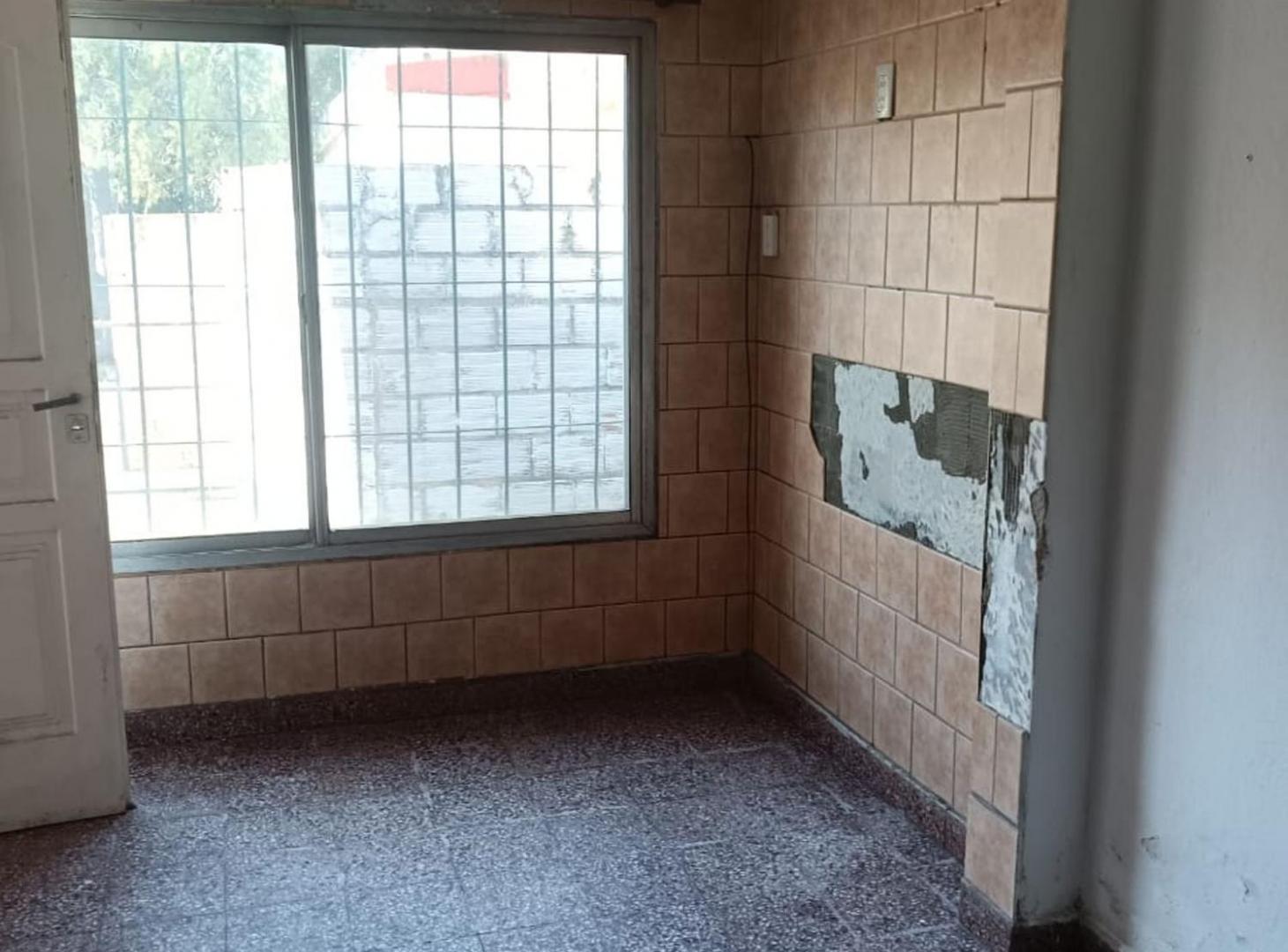 Foto de ALQUILER PH 2 AMBIENTES BILLINGHURST SAN MARTIN, imagen 3
