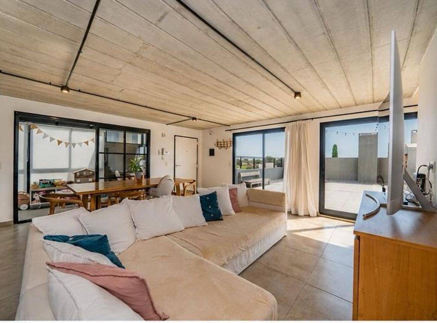 Foto de VENTA DUPLEX 4 AMB C/COCHERA-TERRAZA PROPIA MUNRO, imagen 3