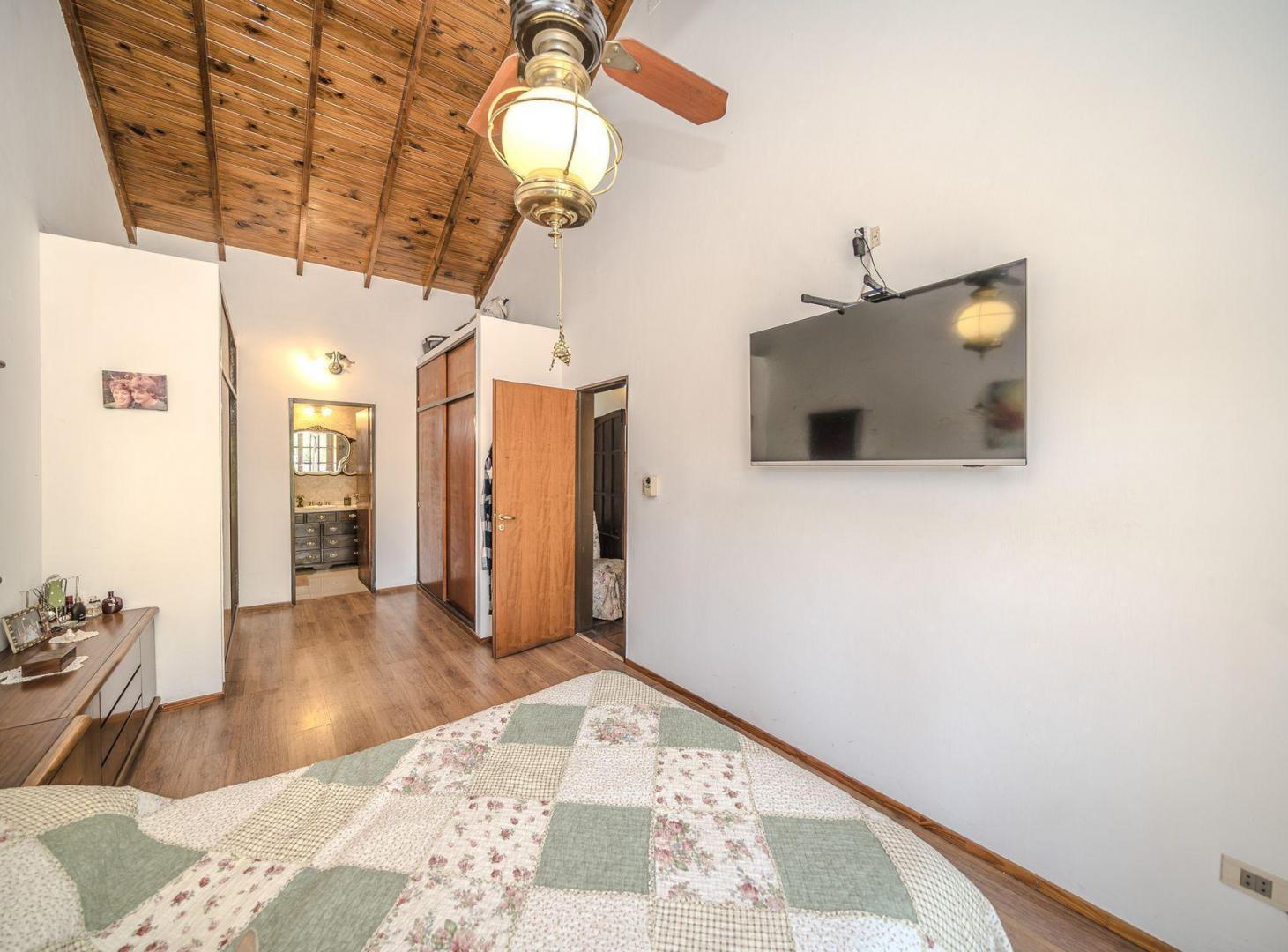 Foto de VENTA CHALET CASTELAR, imagen 1