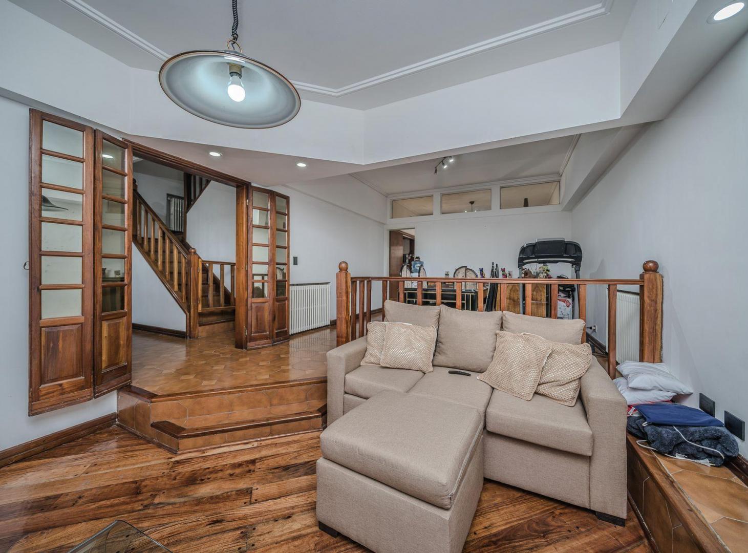 Foto de VENTA CASA 5 AMB RAMOS MEJIA PISCINA PERMUTA, imagen 3