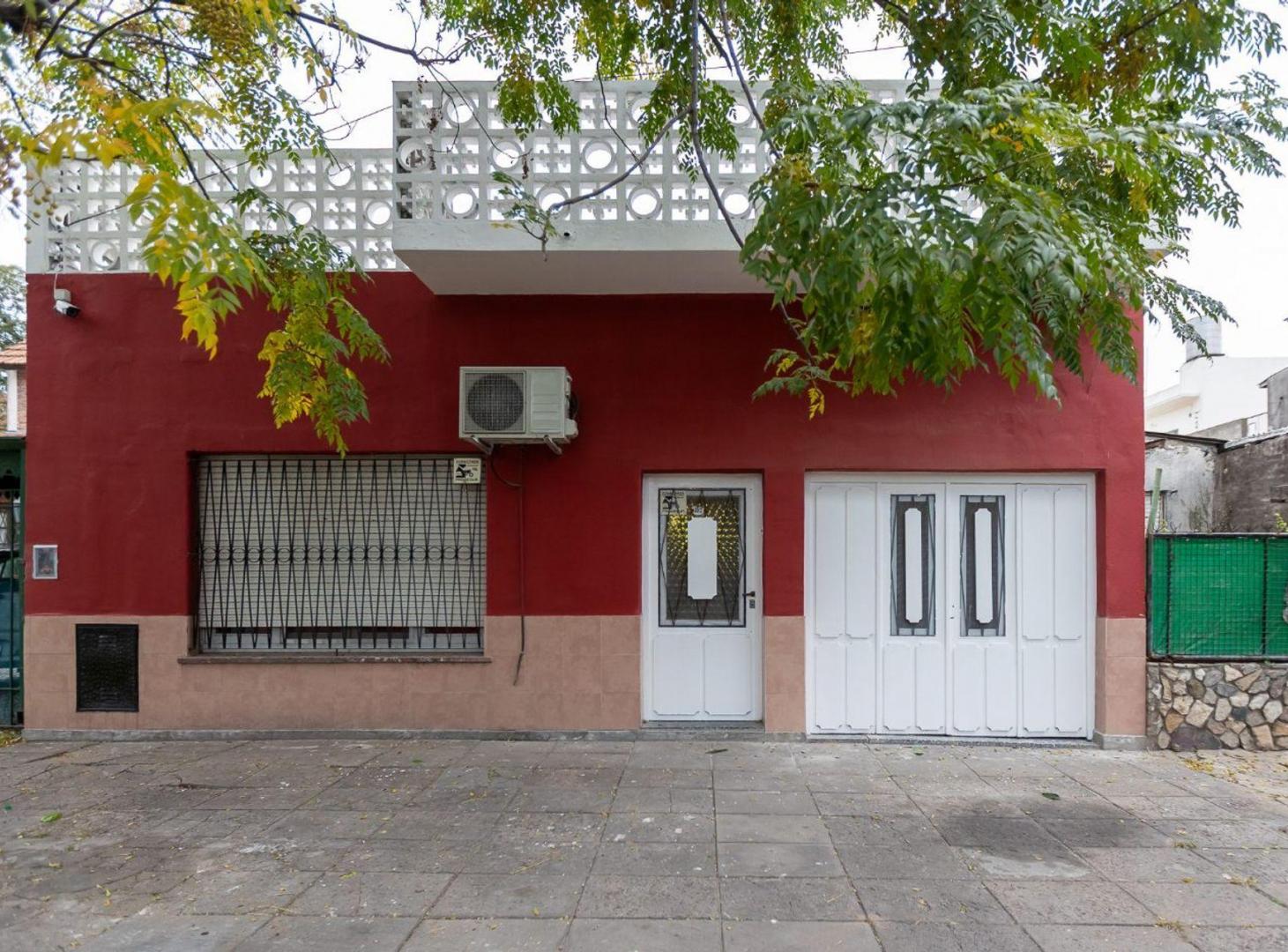 Foto de Casa 5 Amb Villa Alemania Hurlingham- PERMUTA, imagen 1