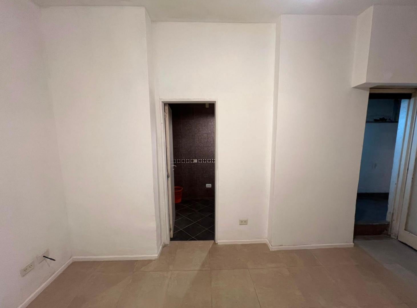 Foto de VENTA DPTO 2 AMB EN CABALLITO, imagen 2