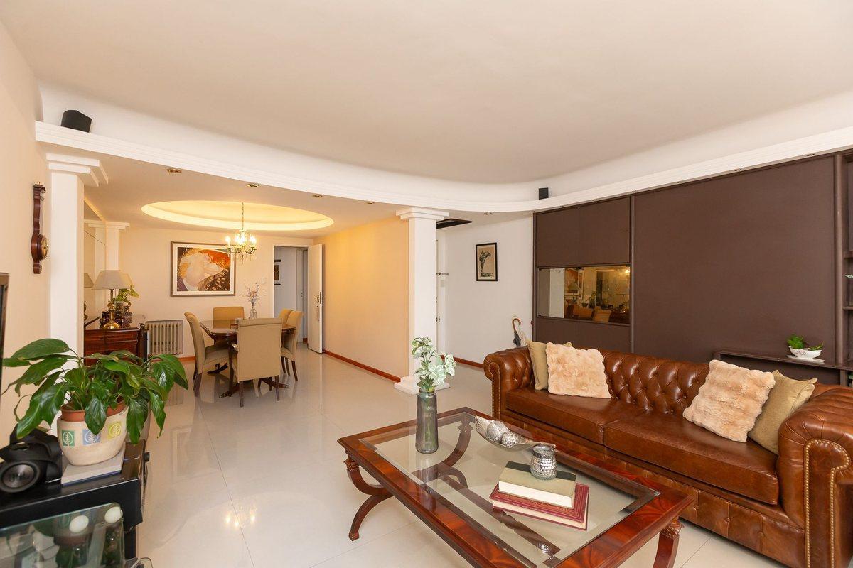 Foto de VENTA DPTO SEMIPISO 5 AMB EN BELGRANO R - PERMUTA, imagen 3