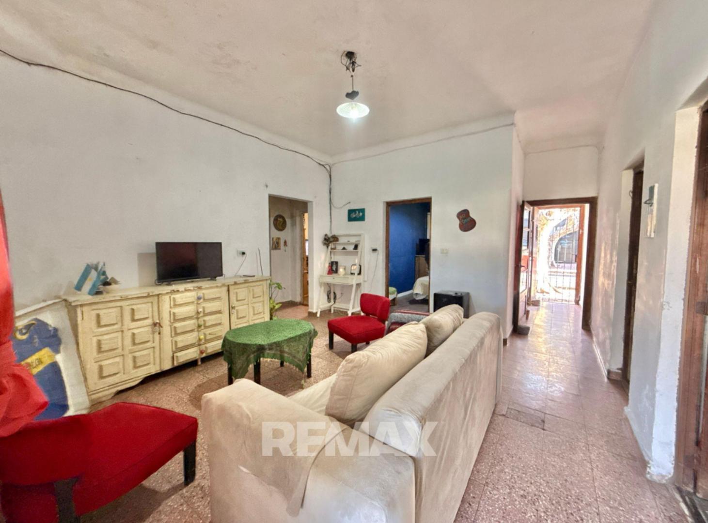 Foto de CASA EN VENTA - PILAR CENTRO A REFACCIONAR - 447m2, imagen 2
