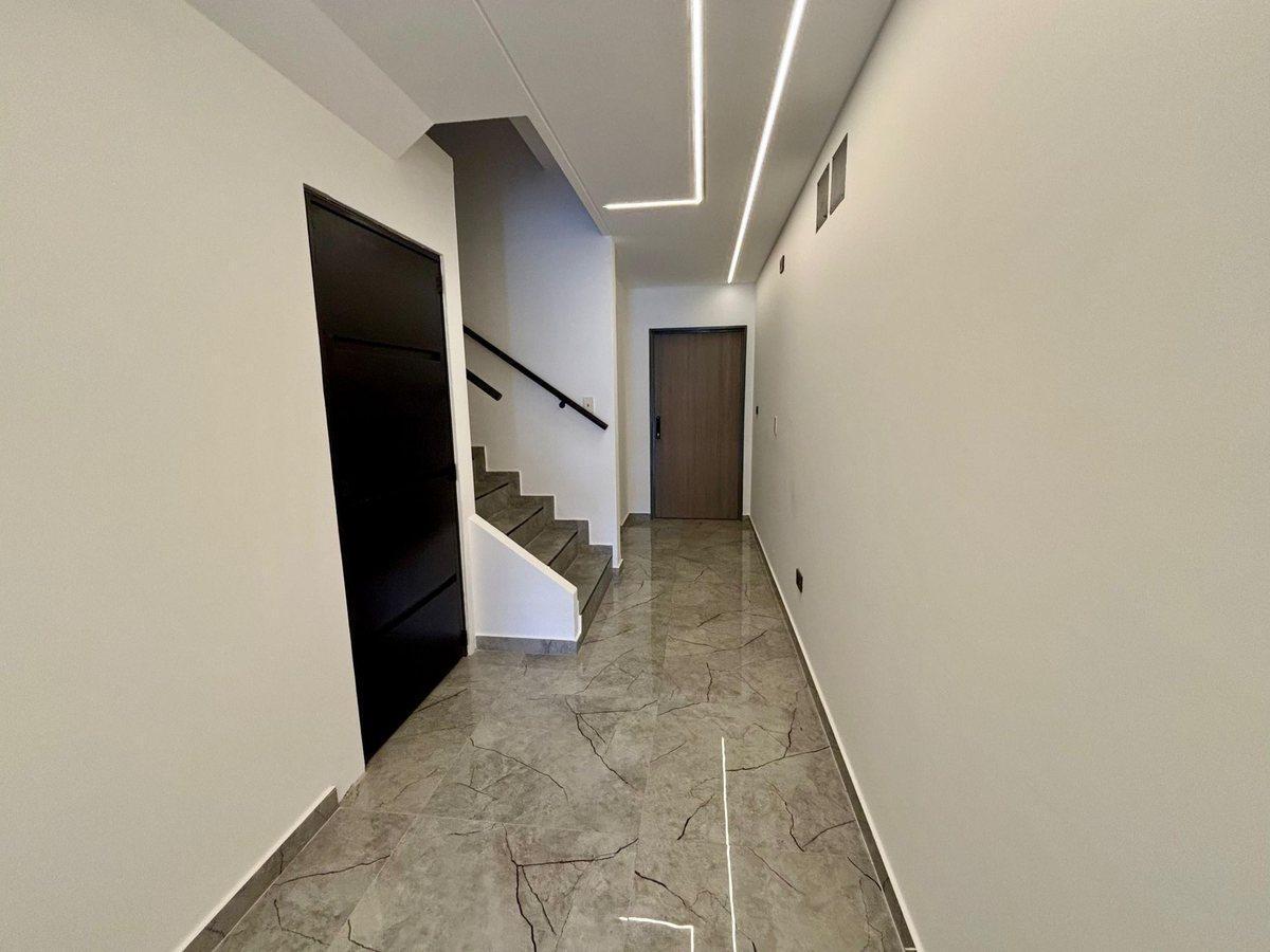 Foto de VENTA DE DEPARTAMENTO 3 AMBIENTES CON TERRAZA, imagen 2