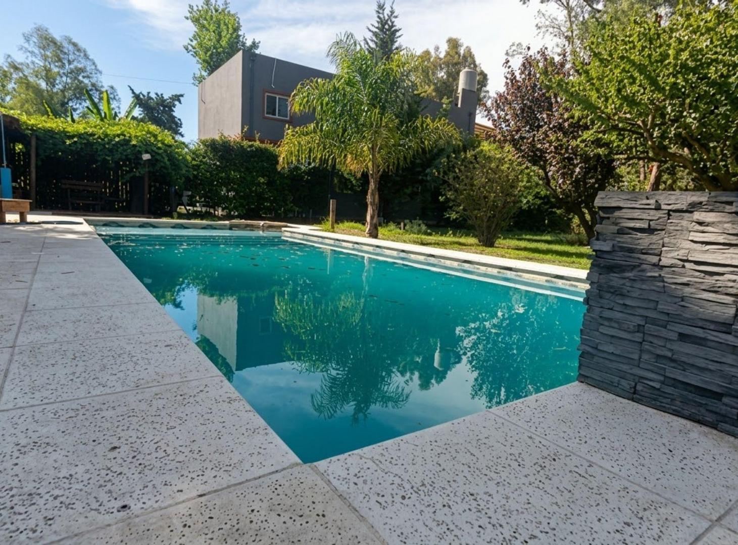 Foto de VENTA QUINTA PILETA 2.500MT LOTE FCO. ALVAREZ, imagen 5
