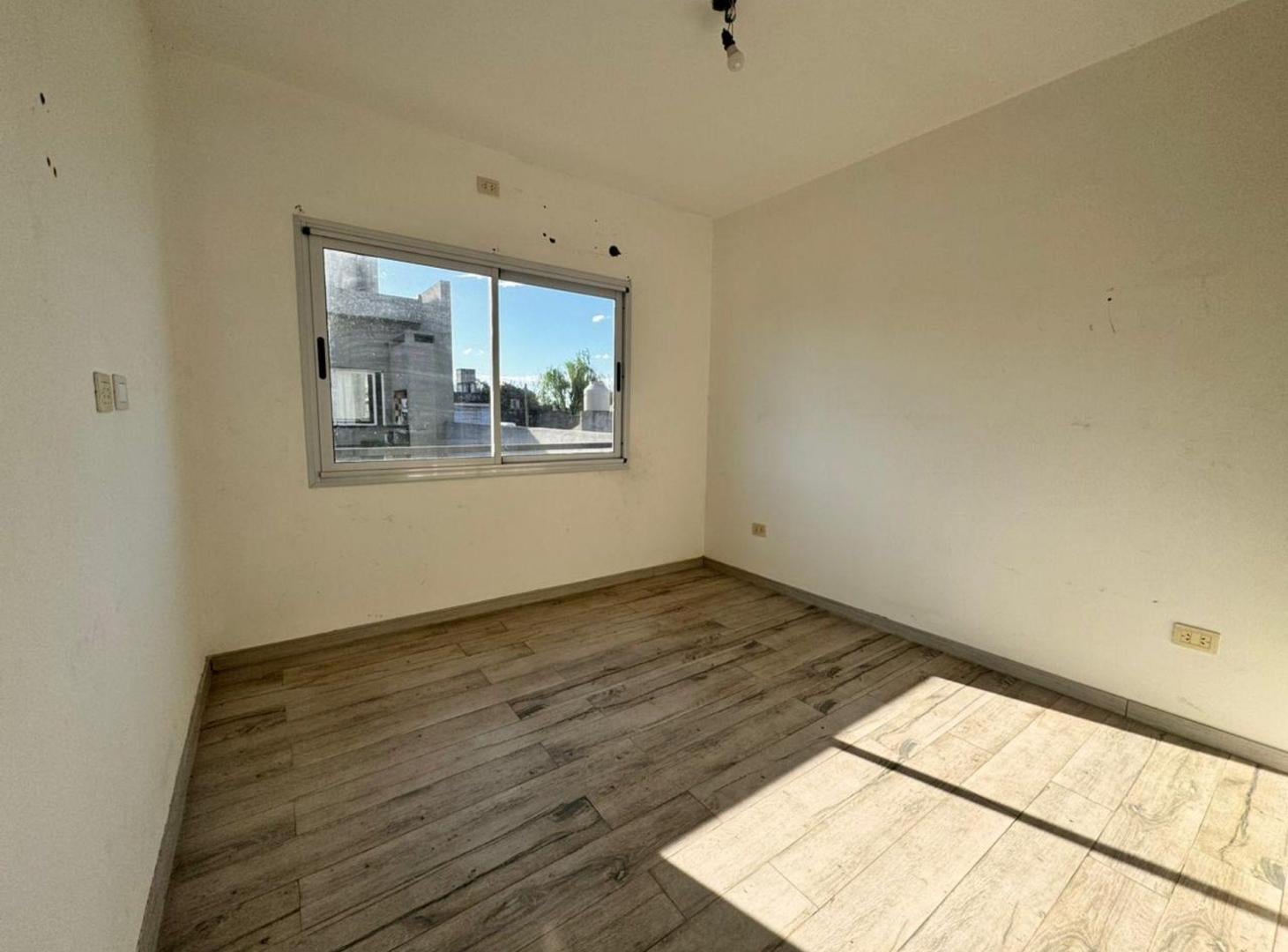 Foto de ALQUILER DE DEPTO 3AMB + PARRILLA + TERRAZA MORON, imagen 3