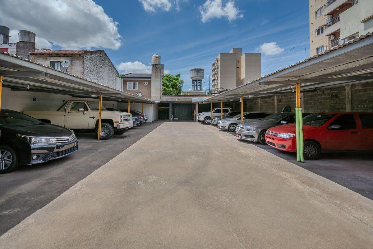 Foto de VENTA - DOBLE LOTE - 29 COCHERAS + CASA, imagen 3