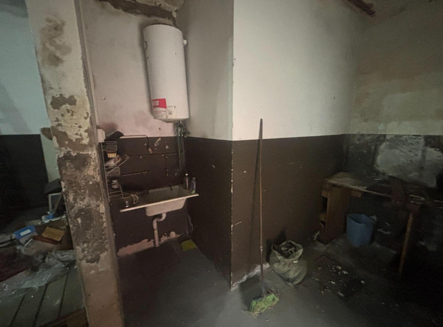 Foto de VENTA CASA/CONSULTORIO Y LOCAL CASEROS 340M2 LOTE, imagen 5