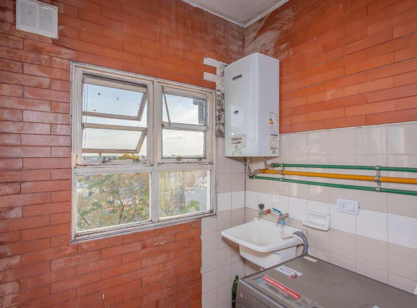 Foto de VENTA DEPTO 2 AMB 48 M2 C/BALCÓN/PERMUTA Z-FLORES, imagen 4