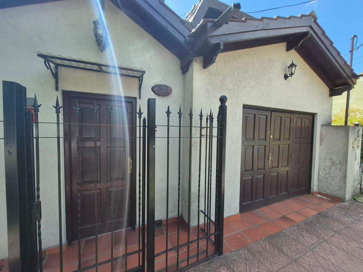 Foto de VENTA CASA MULTIFAMILIAR 4 AMB HURLINGHAM COCHERA, imagen 2