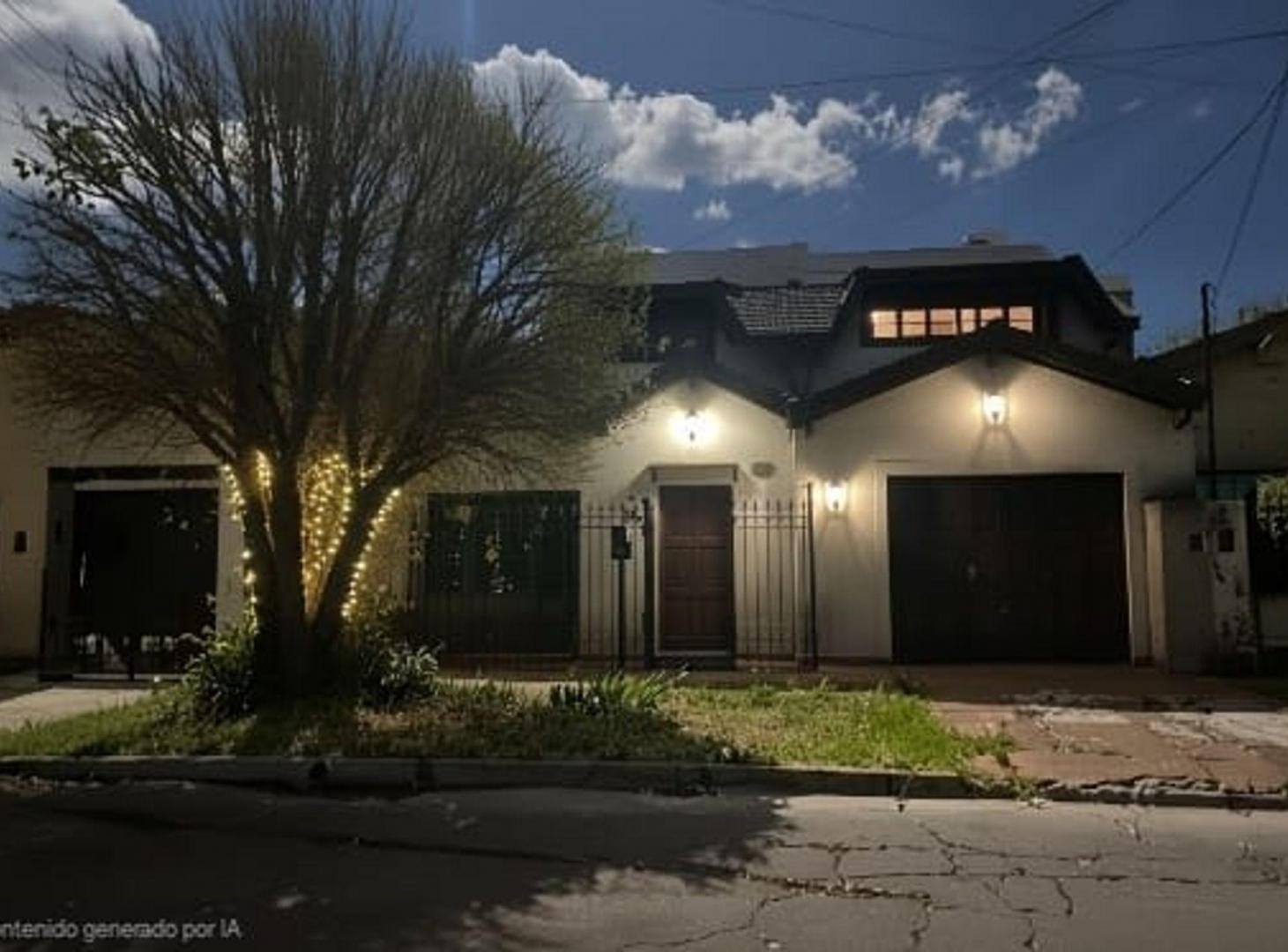 Foto de VENTA CASA MULTIFAMILIAR 4 AMB HURLINGHAM COCHERA, imagen 1
