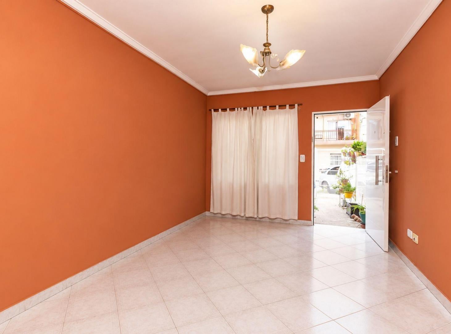 Foto de VENTA DUPLEX 3AMB COCHERA RAMOS MEJIA APTO CREDITO, imagen 3
