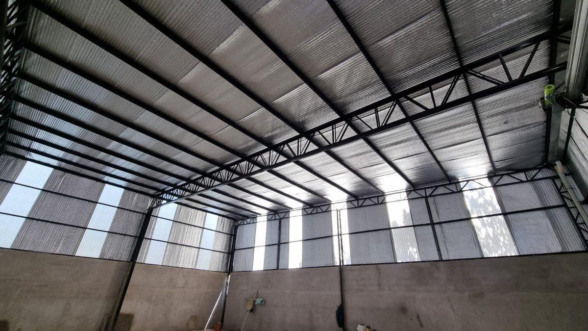 Foto de VENTA GALPON HURLINGHAM PERMUTA A ESTRENAR, imagen 2