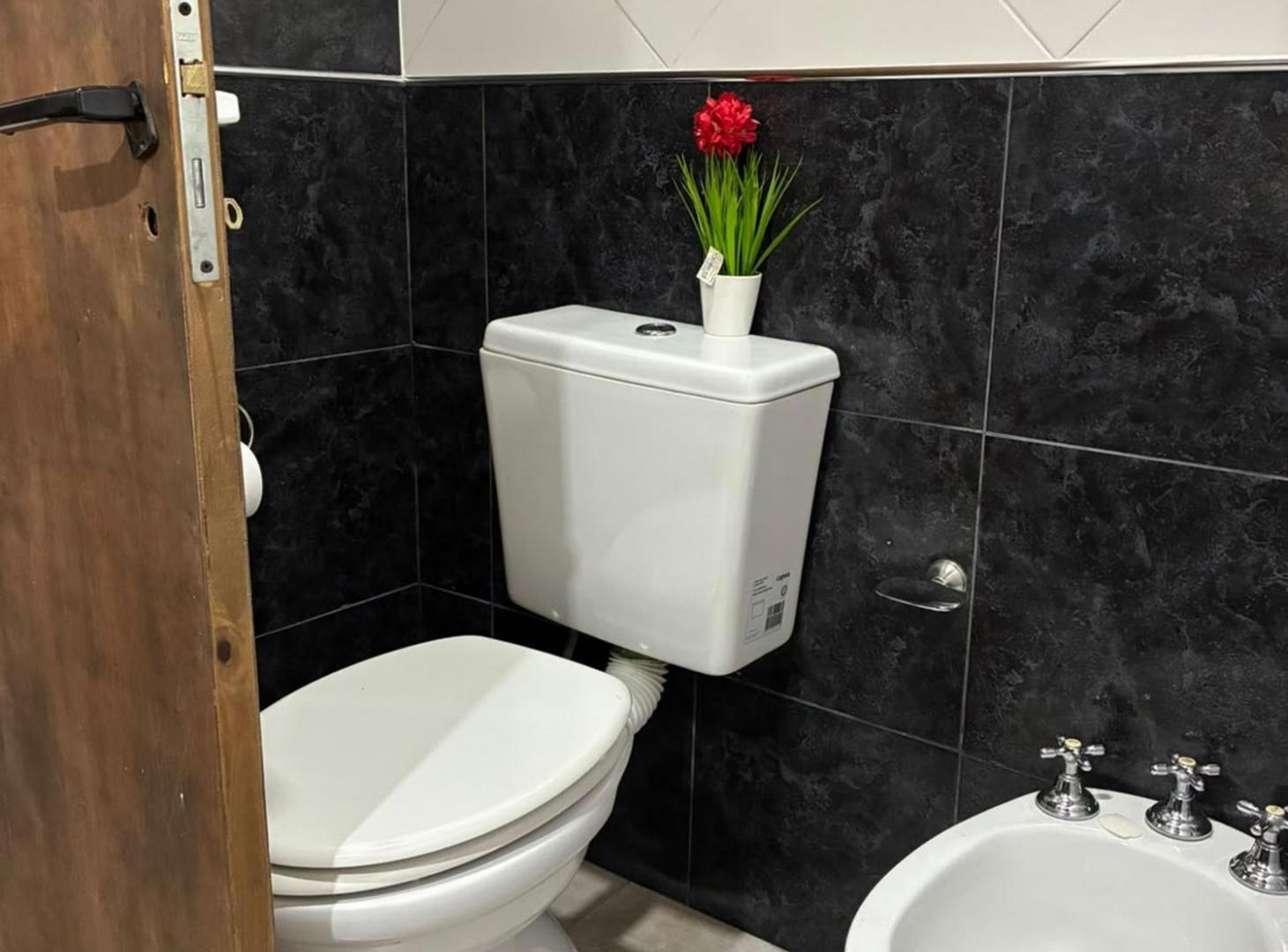 Foto de VENTA CASA en MONTE 3 AMB Y LOTE 450 MTS, imagen 3
