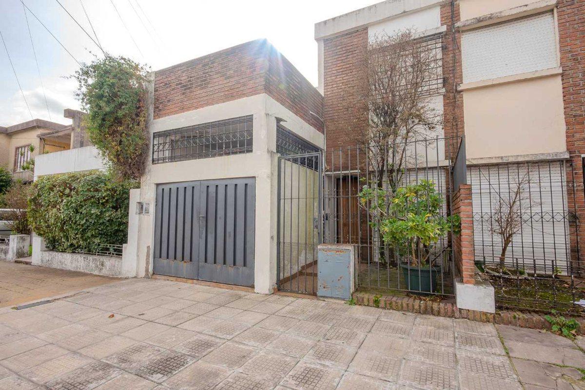 Foto de EN VENTA PH 3 AMB COCHERA Y TERRAZA, imagen 1