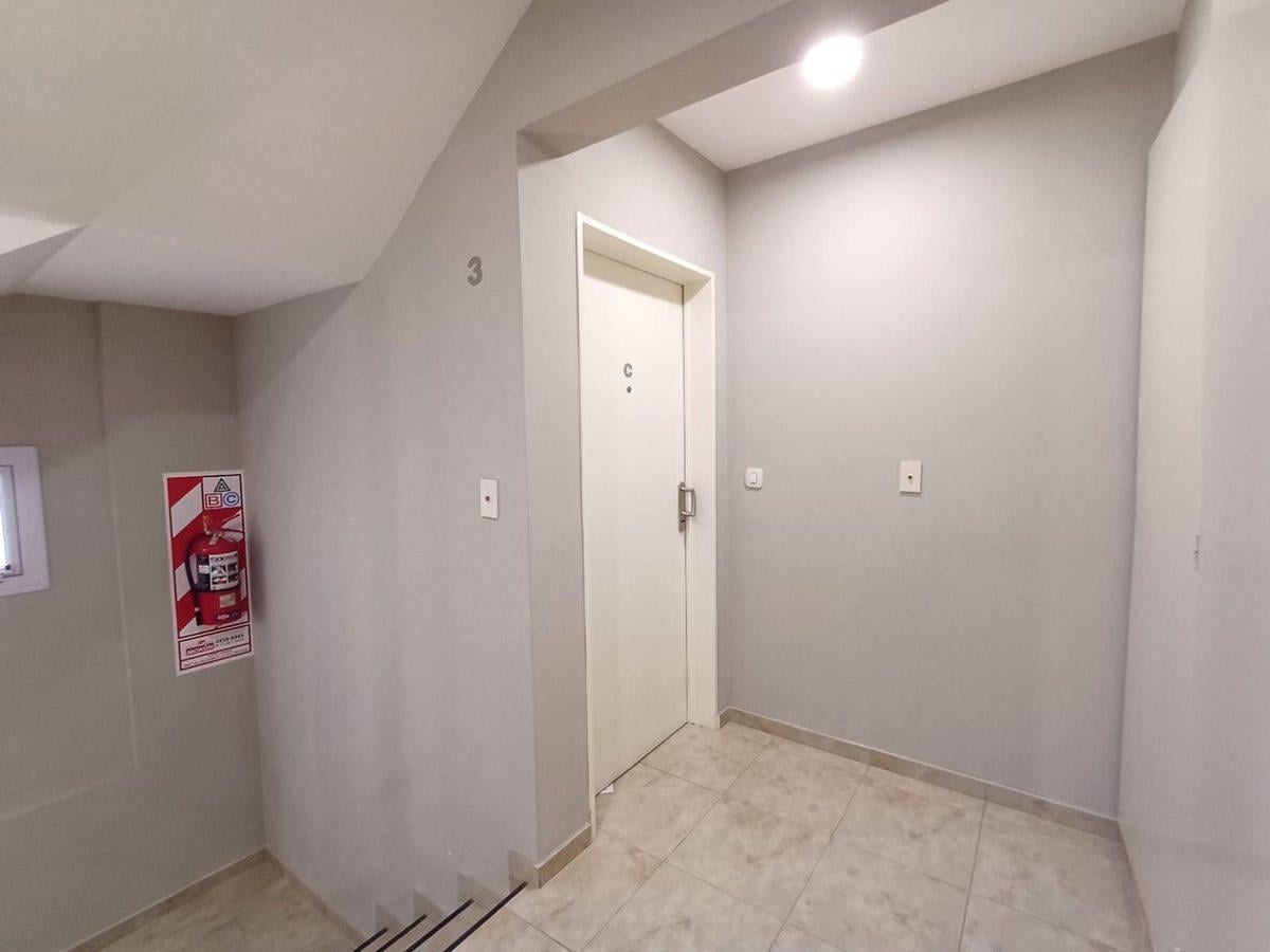 Foto de ALQUILER DE DEPTO MONOAMBIENTE - BALCON -MORON, imagen 4