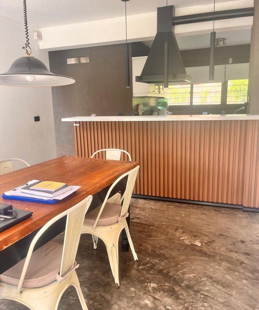 Foto de VENTA CASA PARQUE LELOIR PERMUTA, imagen 3