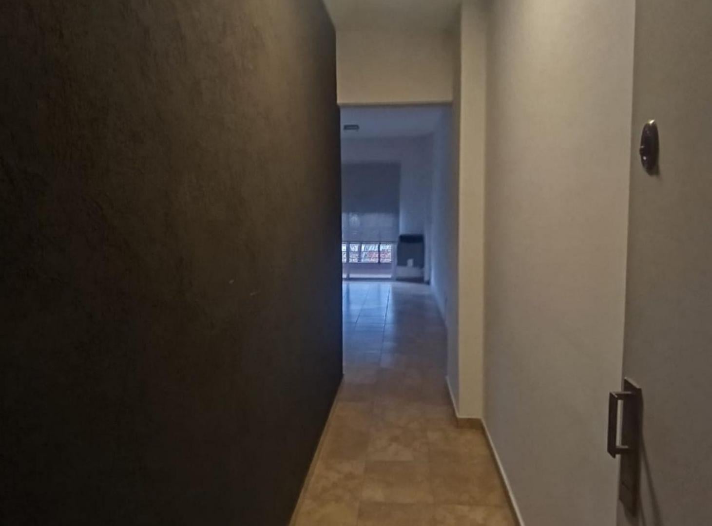 Foto de VENTA DEP. 2 AMB BALCON AL FRENTE PALOMAR PERMUTA, imagen 1