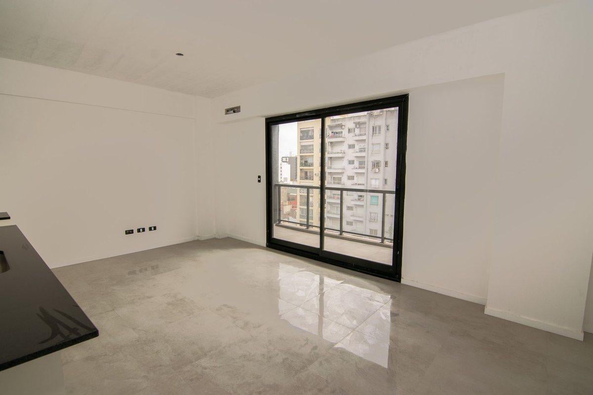Foto de VENTA DEPTO 2 AMB CASEROS CENTRO BALCON ESTRENAR, imagen 5
