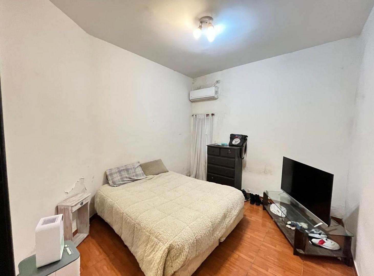Foto de VENTA PH 3 AMB C/PATIO TIPO DEPTO BALVANERA, imagen 3