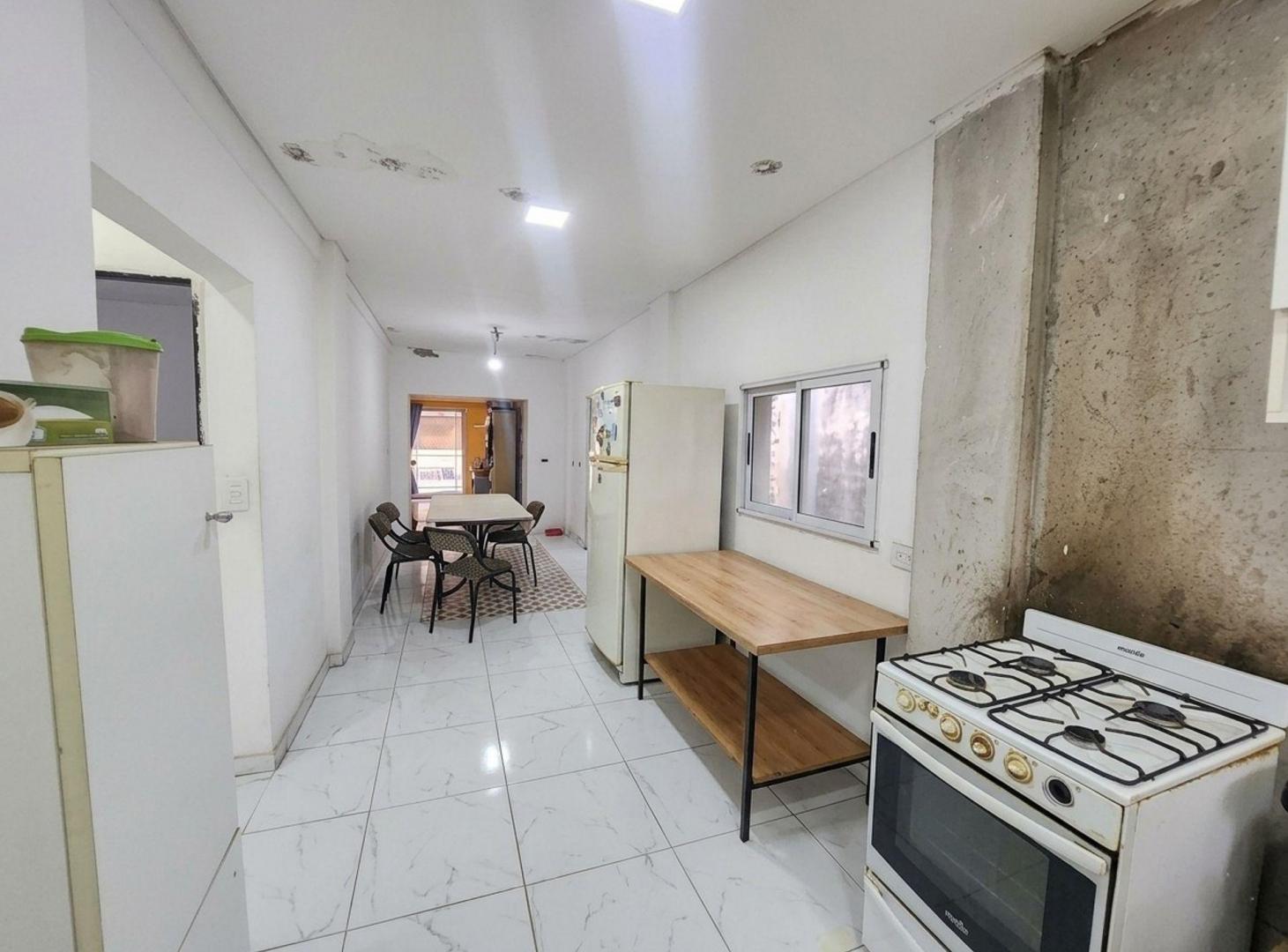 Foto de VENTA CASA 3 AMB LOTE PROPIO - COCHERA EN CASEROS, imagen 5